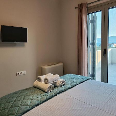 Apartamento Gythio Mare Apt Mavrovoúnion Exterior foto